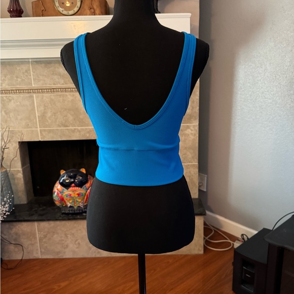 Lululemon Power Pivot Ribbed Tank - Picture 3 of 6